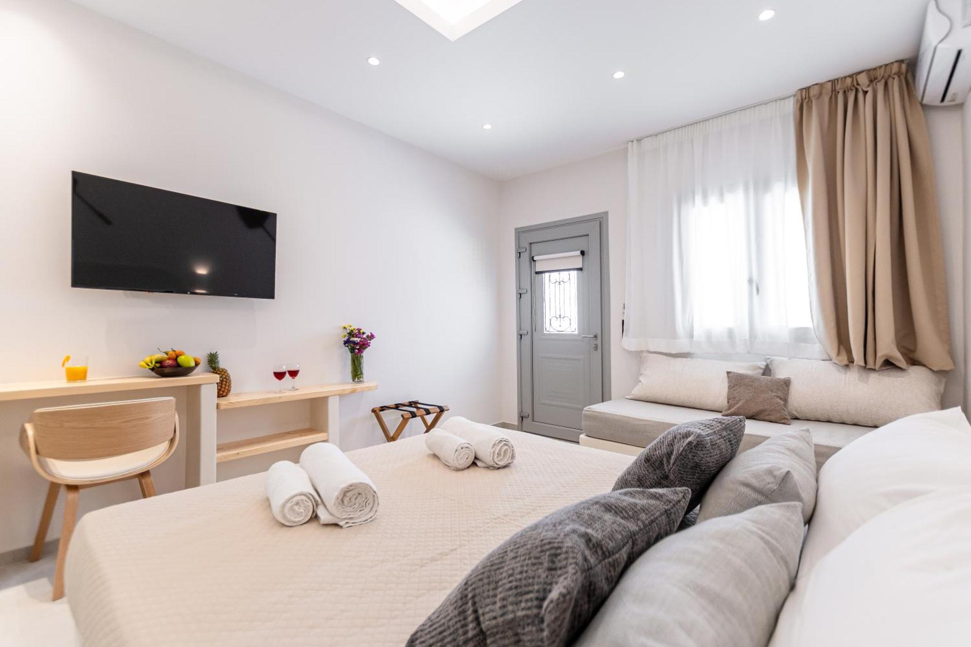 Adama'S Suites Naxos City Cameră foto